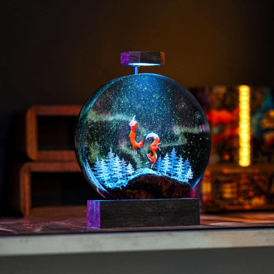 Circular Fox Resin Lamp