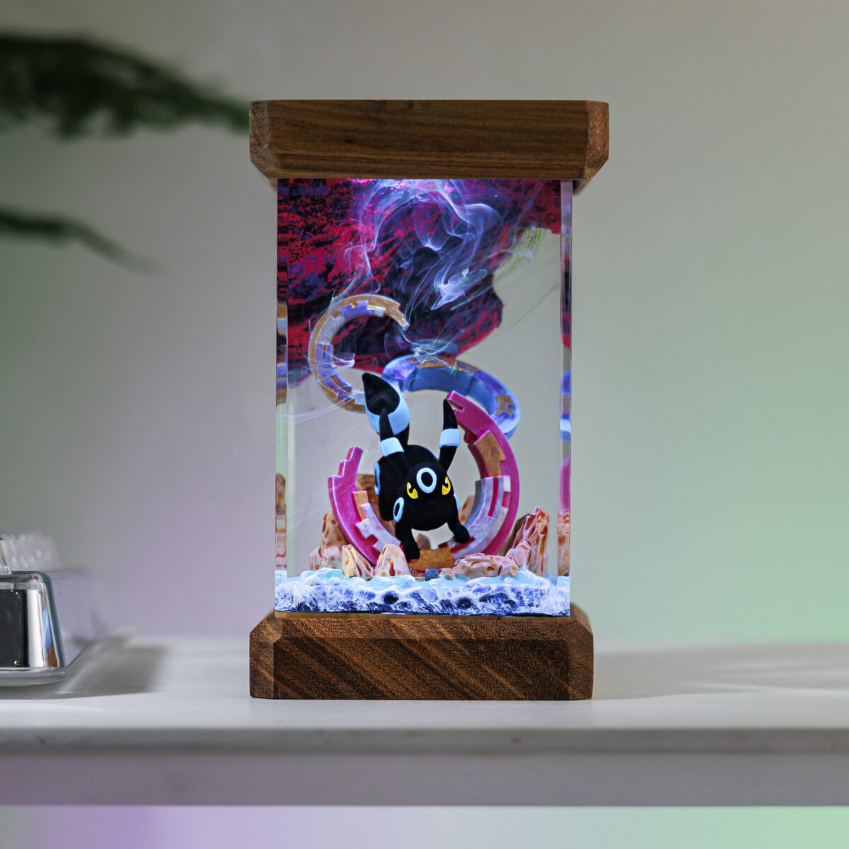 Umbreon Pokemon Resin Diorama Lamp 1