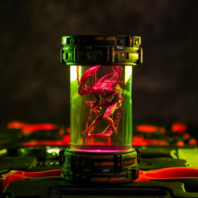 Queen Alien Resin Lamp