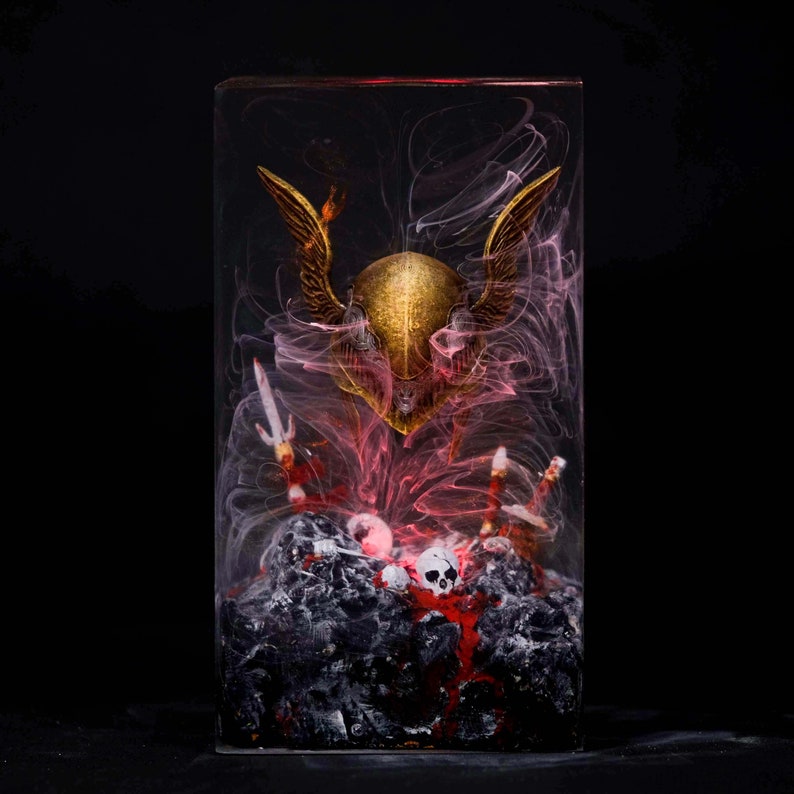 Fallen Knight Helmet Resin Lamp