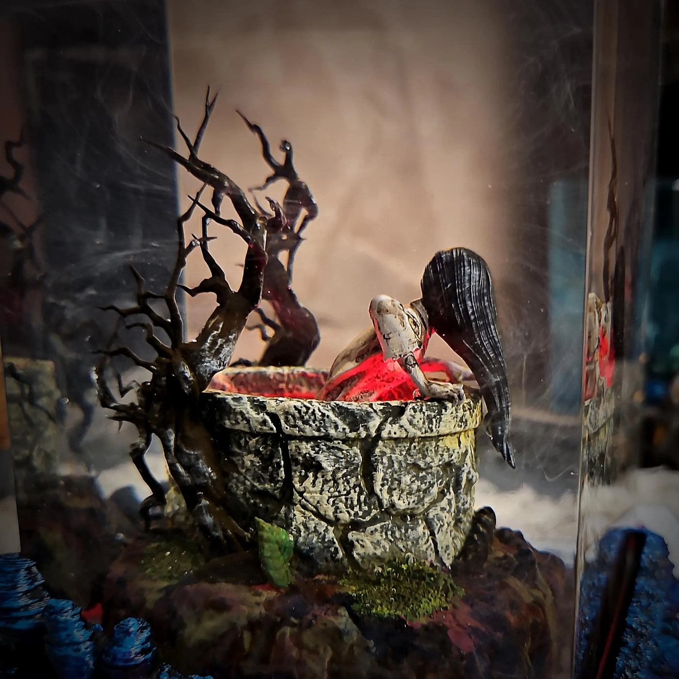 Amamura Sadako Ring Resin Lamp