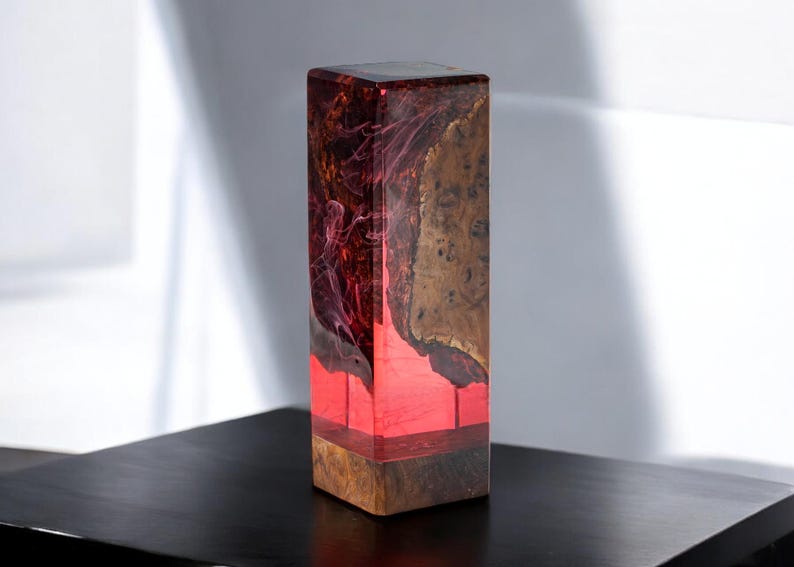 DEEP RED OCEAN Resin Epoxy Lamp