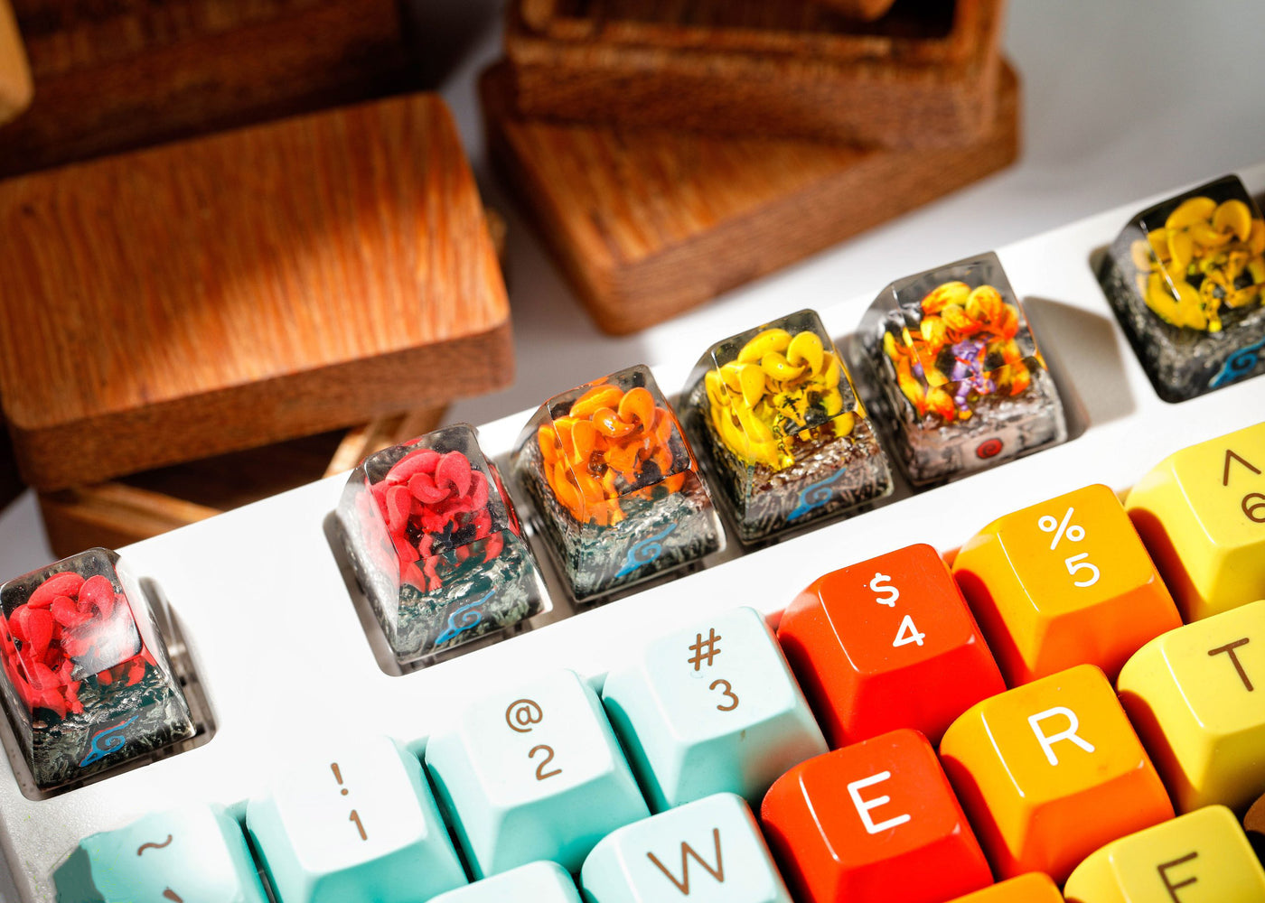 RED KYUUBI- ARTISAN KEYCAP