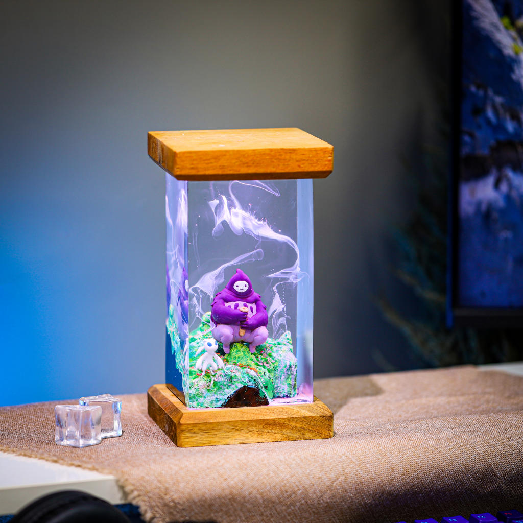 Ori and the Blind Forest Epoxy Lamp