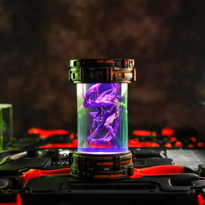 Queen Alien Resin Lamp