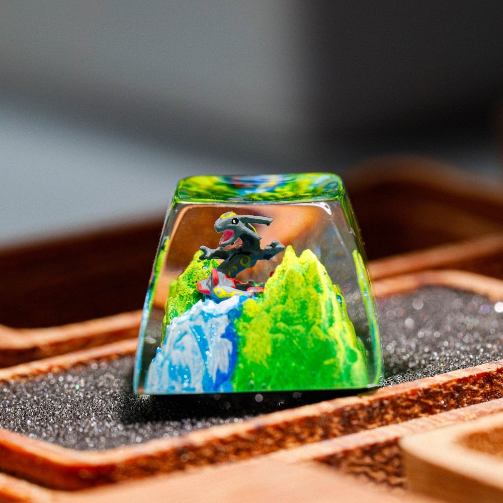 Pokemon - Shiny Rayquaza Artisan Keycap