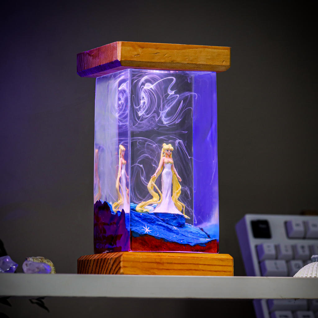 Neo-Queen Serenity Sailor Moon Lamp