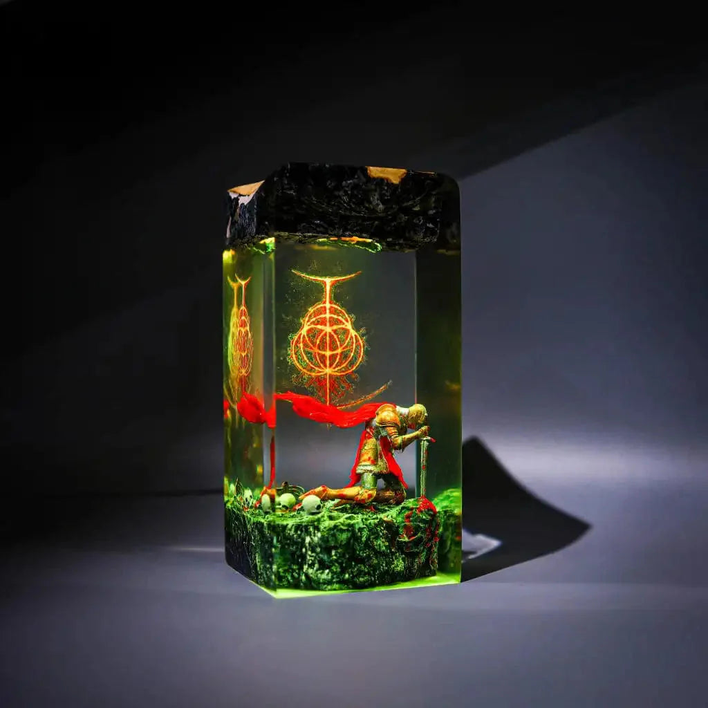 Kneeling Tarnished Elden Ring Resin Lamp