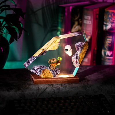 Wall-E and Eve Resin Lamp Ver 2