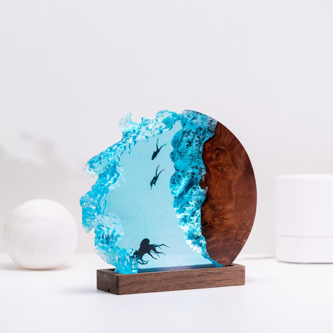 Scuba Diver Resin Lamp Wave 2