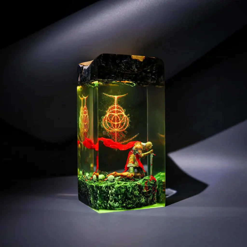Kneeling Tarnished Elden Ring Resin Lamp