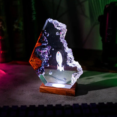 USS Voyager Star Trek Resin Lamp