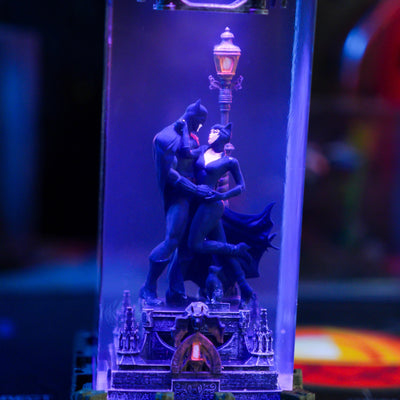 Batman & Catwoman DC Comics Resin Lamp