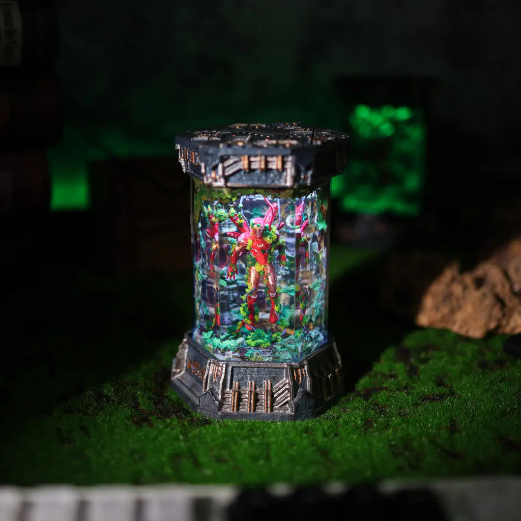 Rusted Iron Man Chamber Resin Lamp