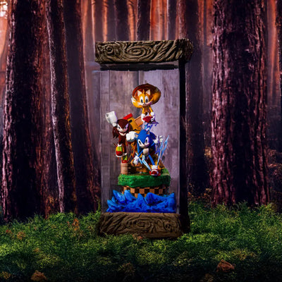 Team Sonic Resin Lamp