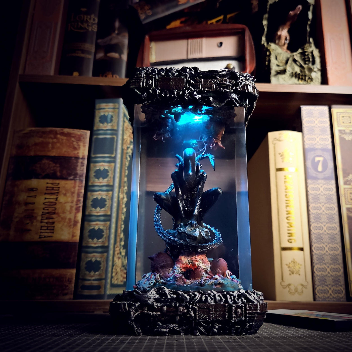 Alien Space Monster Resin Lamp