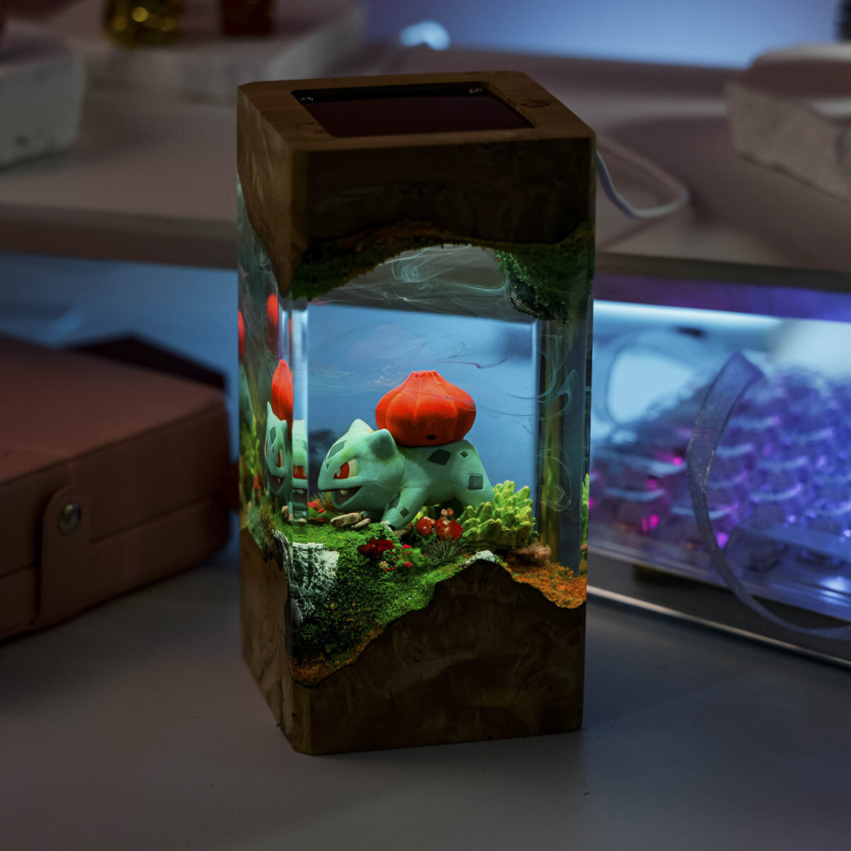 Bulbasaur Pokemon Resin Diorama Lamp