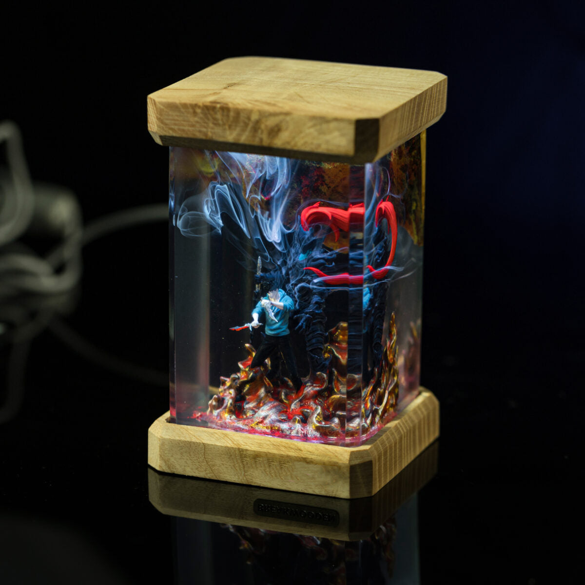 Sung Jin Woo Resin Lamp