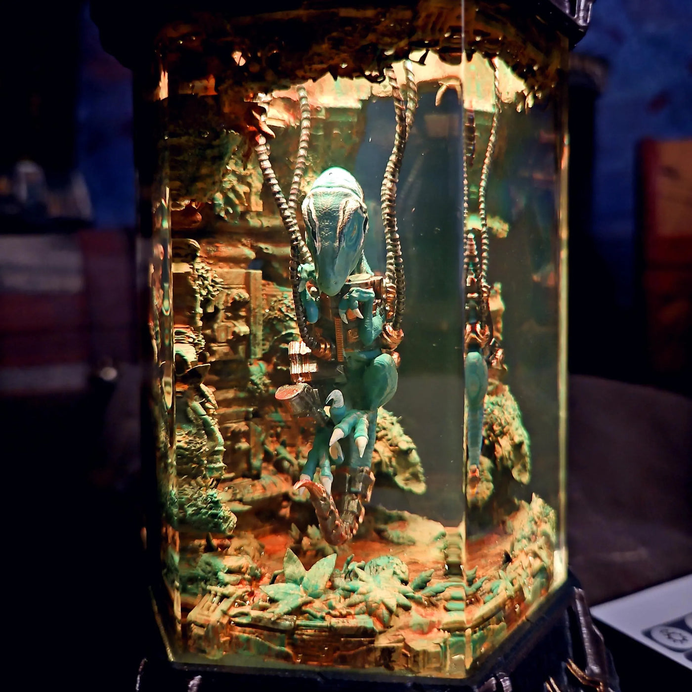 Raptor Jurassic World Resin Lamp