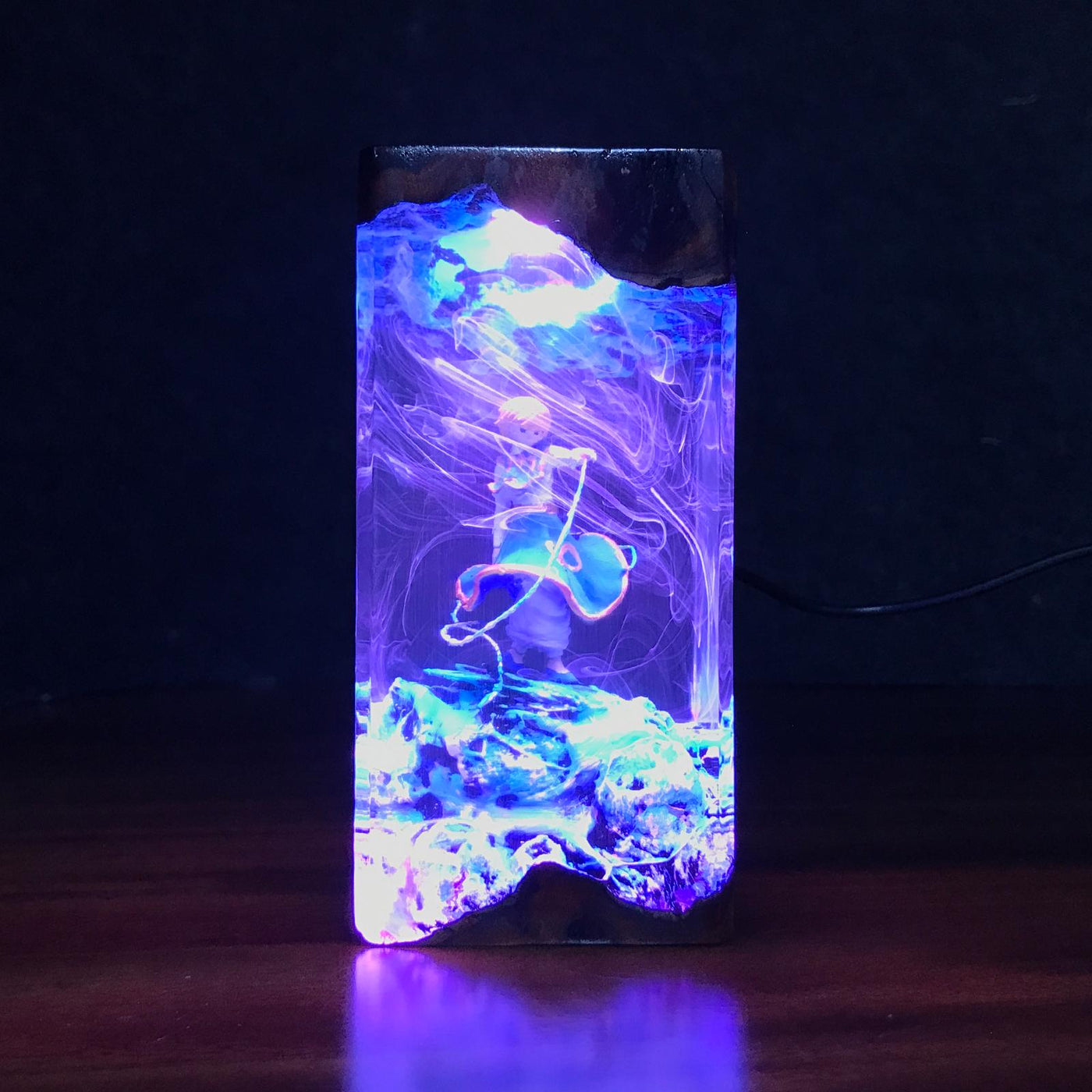 Kurapika Kurta Hunter x Hunter Resin Lamp