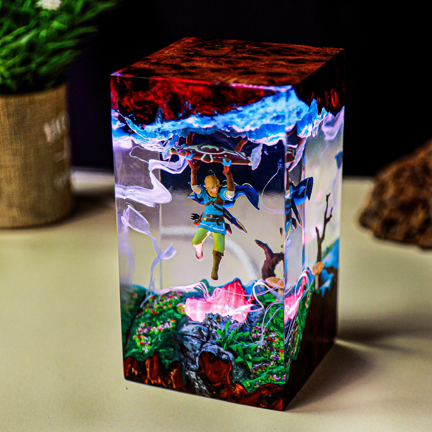 Link The Legend of Zelda Resin Lamp