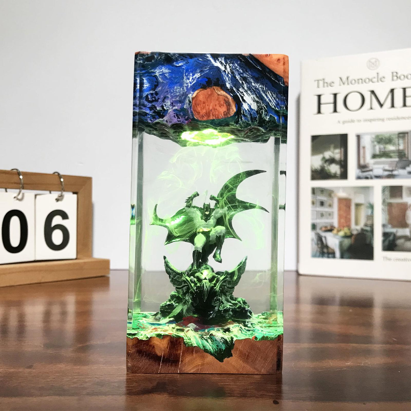 Batman Gotham Superhero DC Resin Lamp