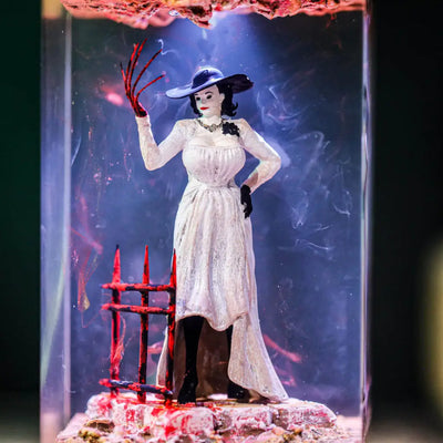 Alcina Dimitrescu Resident Evil Resin Epoxy Lamp