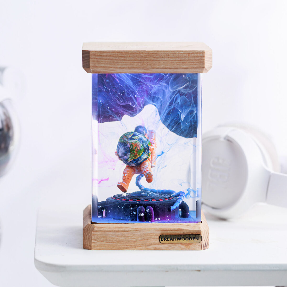 Astronaut Interstellar Resin Epoxy Lamp