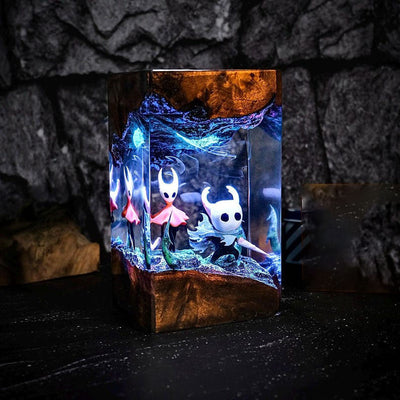 Hollow Knight and Hornet Greenpath Resin Lamp