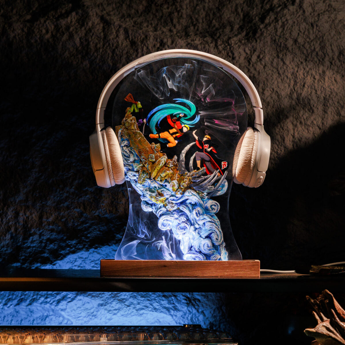 Naruto vs Pain Akatsuki Headphone Stand Resin Lamp