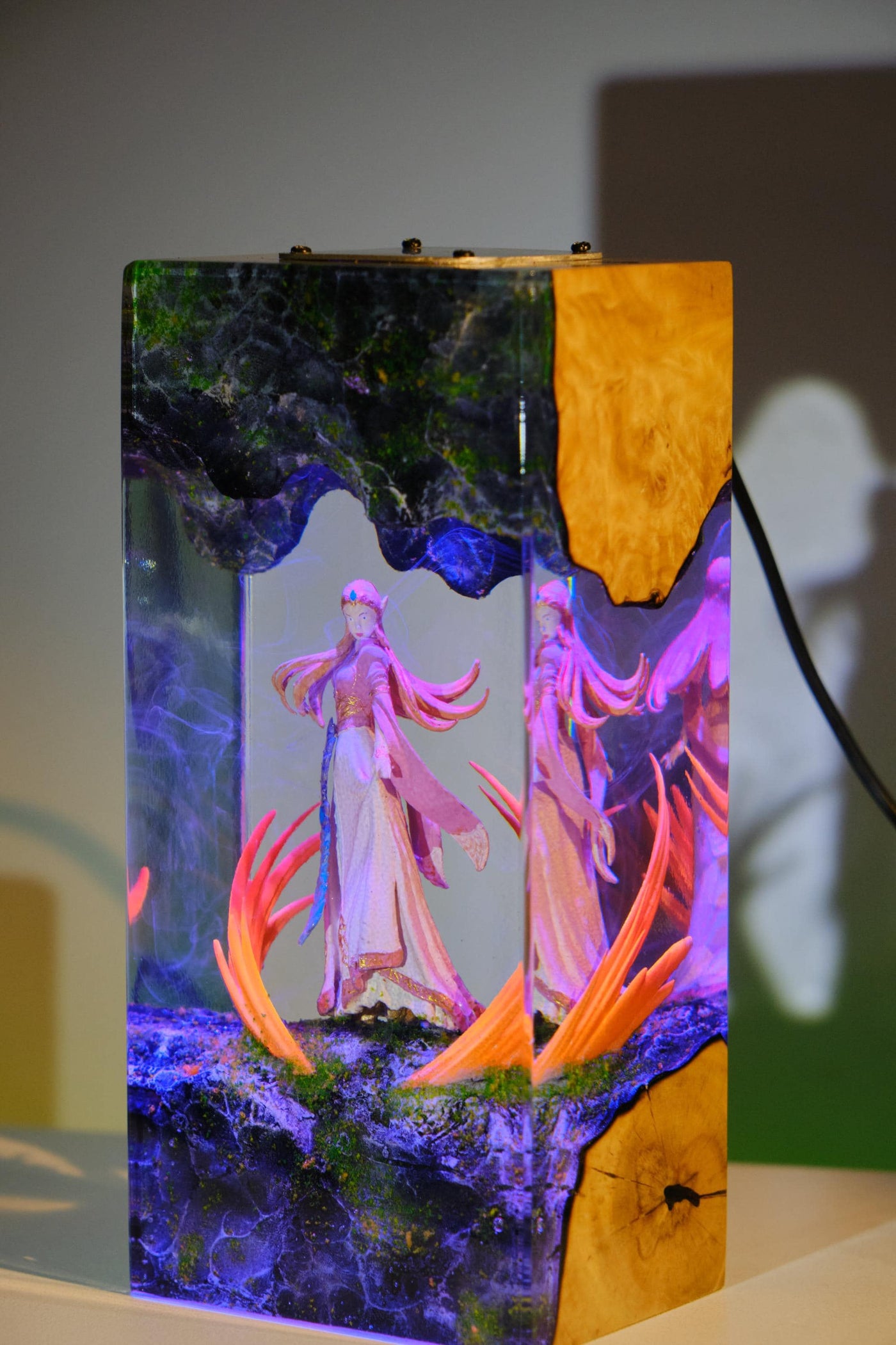 Princess Zelda Resin Lamp