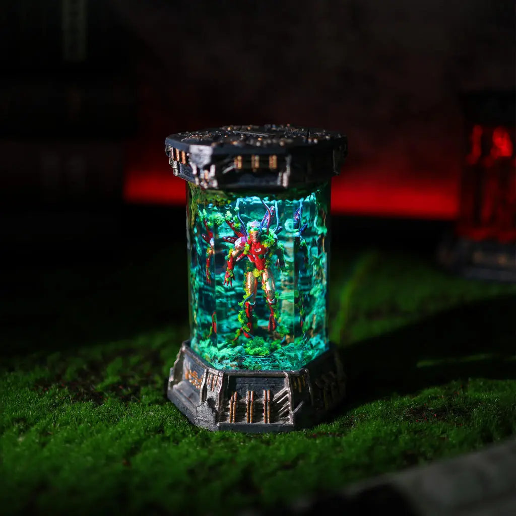 Rusted Iron Man Chamber Resin Lamp