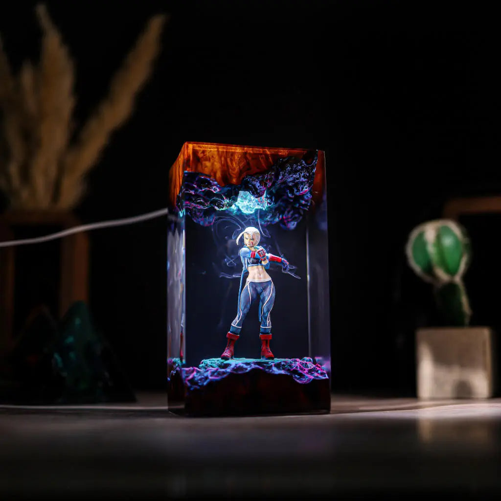 Cammy Street Fighter Resin Lamp