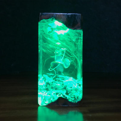 Kurapika Kurta Hunter x Hunter Resin Lamp