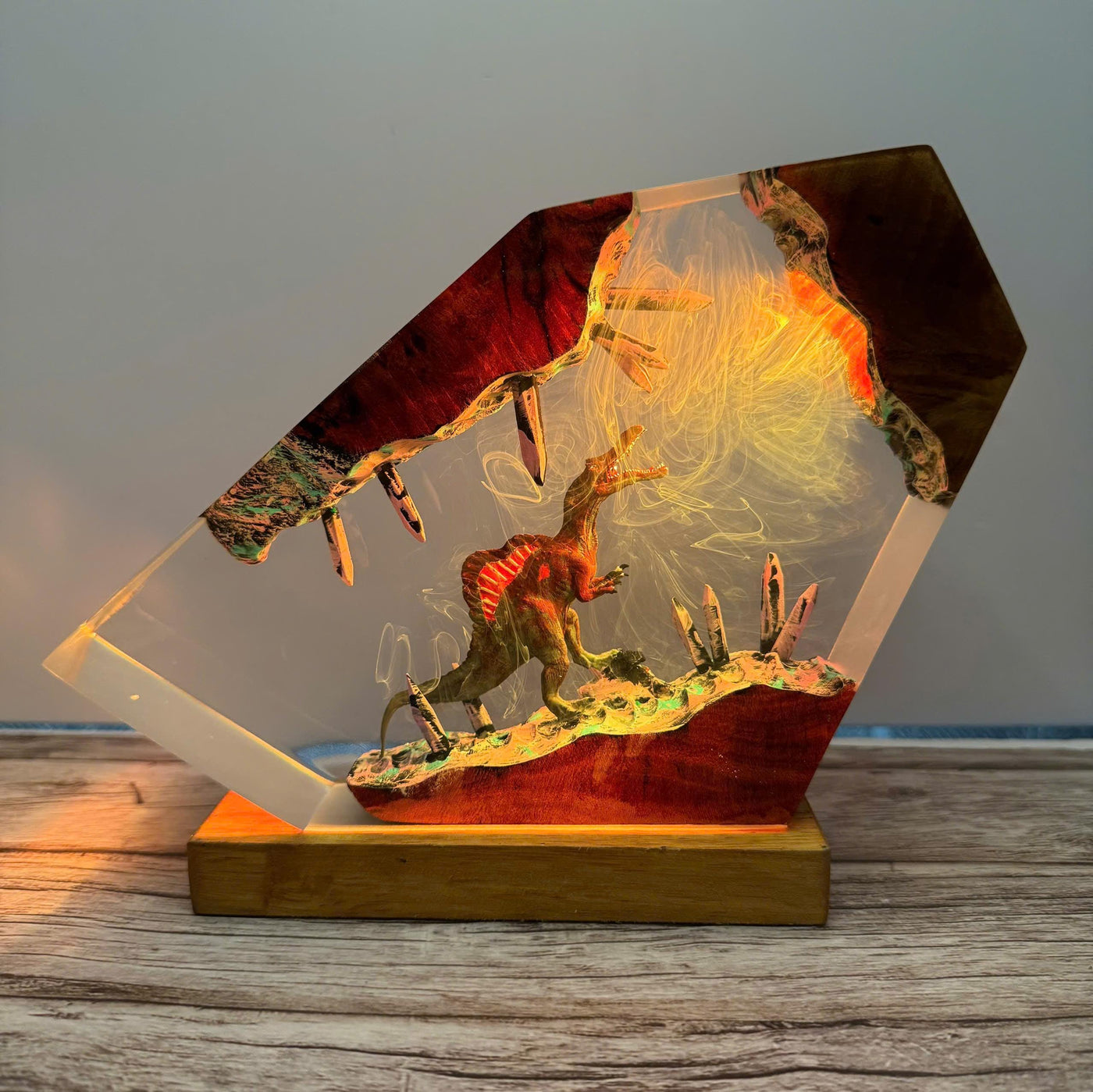 Spinosaurus Jurassic Park III Resin Lamp