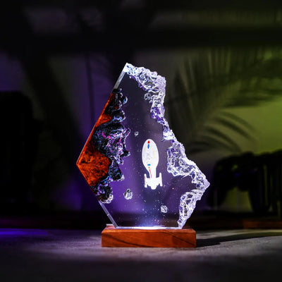 USS Voyager Star Trek Resin Lamp