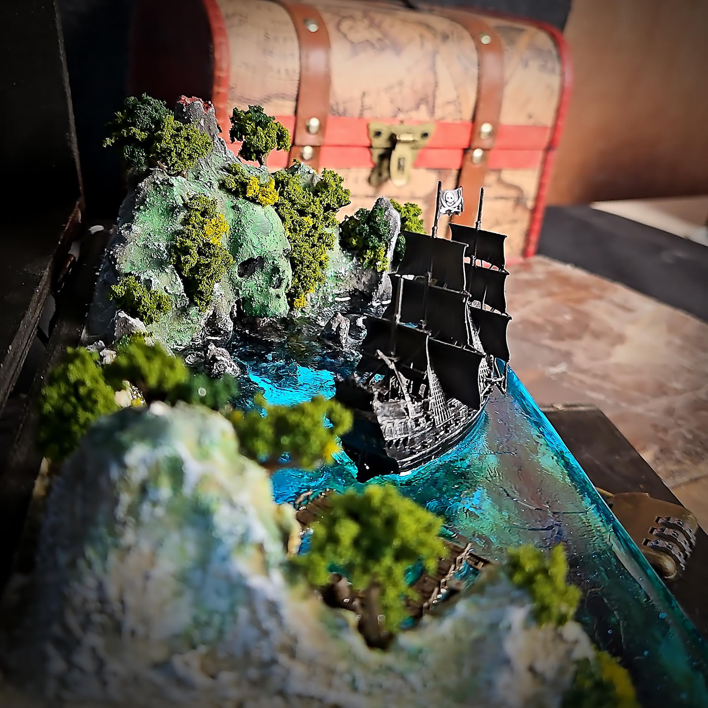 Pirate box lamp Resin Lamp