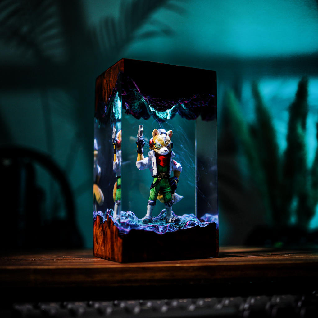 Star Fox Fox McCloud Resin Lamp