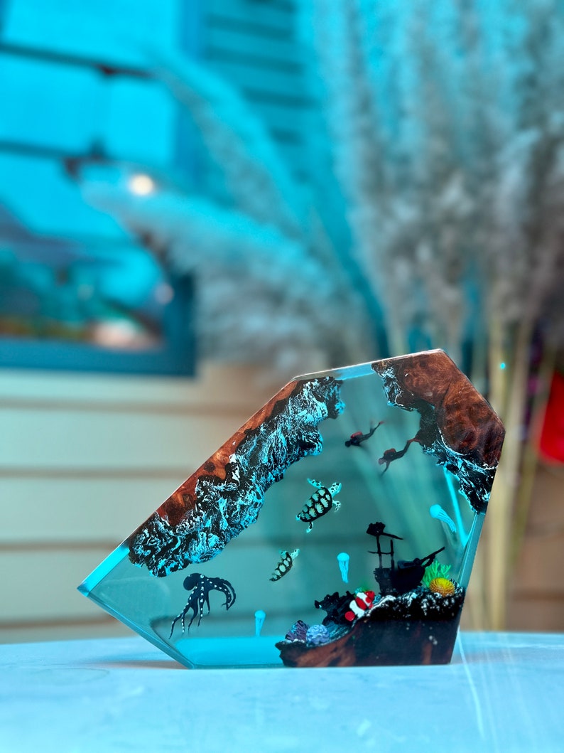 Turtle and Scuba driver Epoxy Lamp