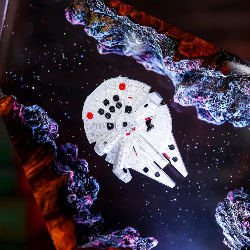 Millennium Falcon Spaceship Resin Lamp Ver 3