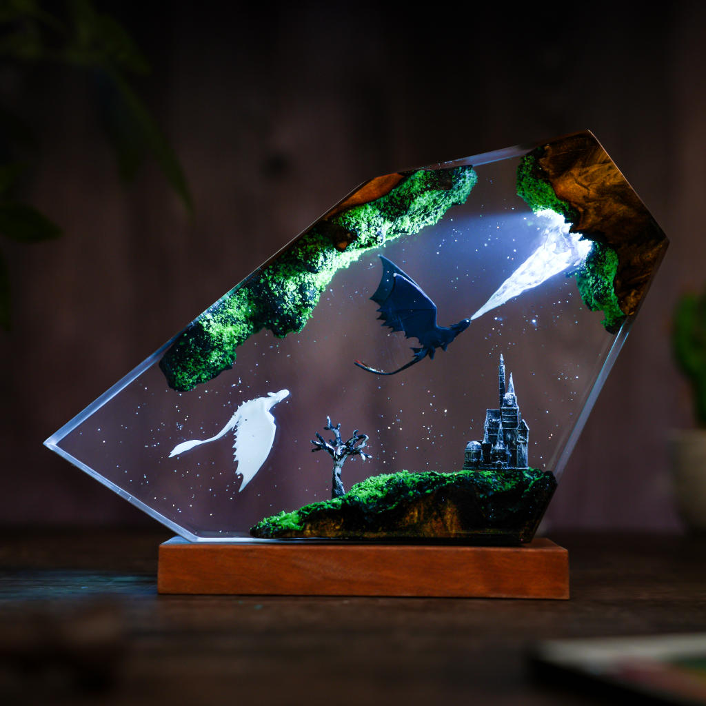 Flying Toothless and Light Fury Resin Lamp