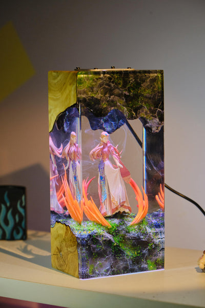 Princess Zelda Resin Lamp