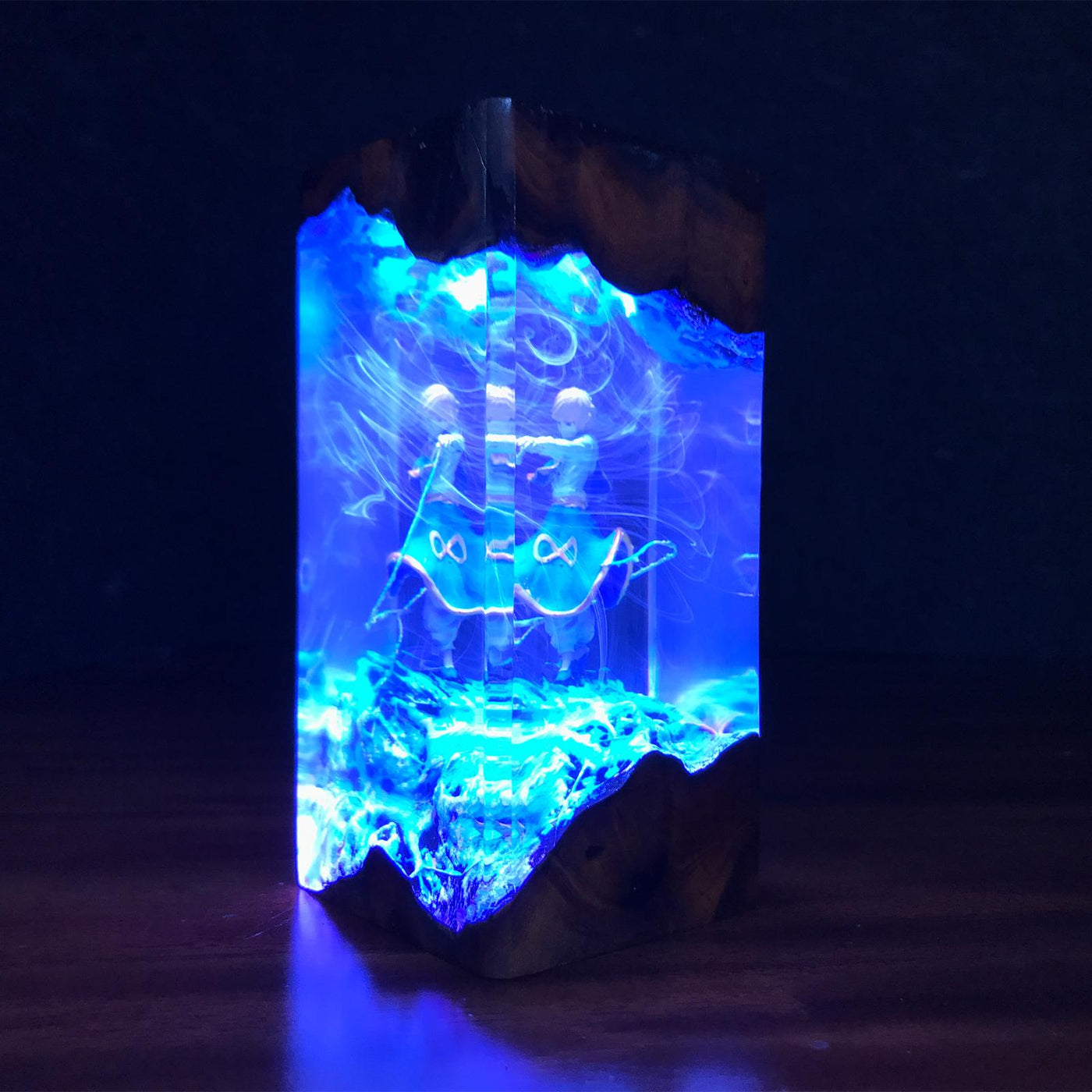Kurapika Kurta Hunter x Hunter Resin Lamp