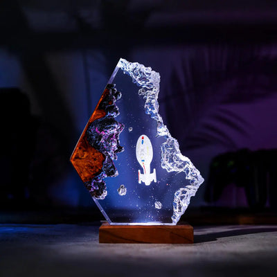 USS Voyager Star Trek Resin Lamp