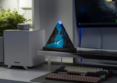 TRIANGLE DEEP SEA LAMP – EPOXY LAMP