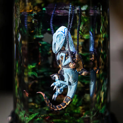 Raptor Dinosaur Incubator Resin Lamp  2