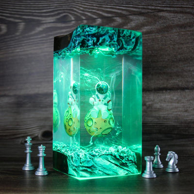 Astronaut Resin Lamp
