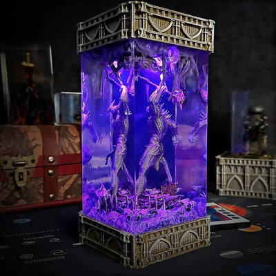 Steppenwolf DC Resin Lamp