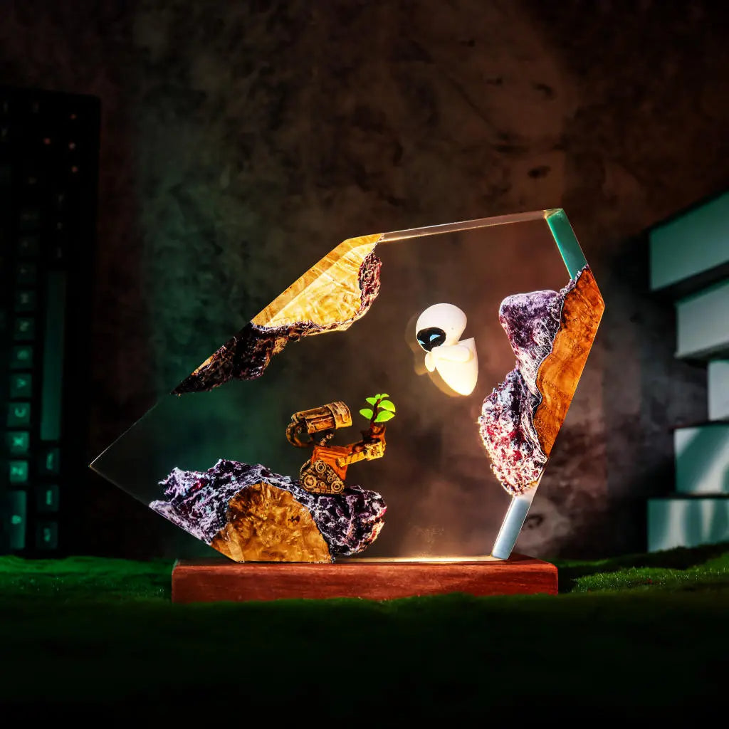 Wall-E and Eve Resin Lamp Ver 2