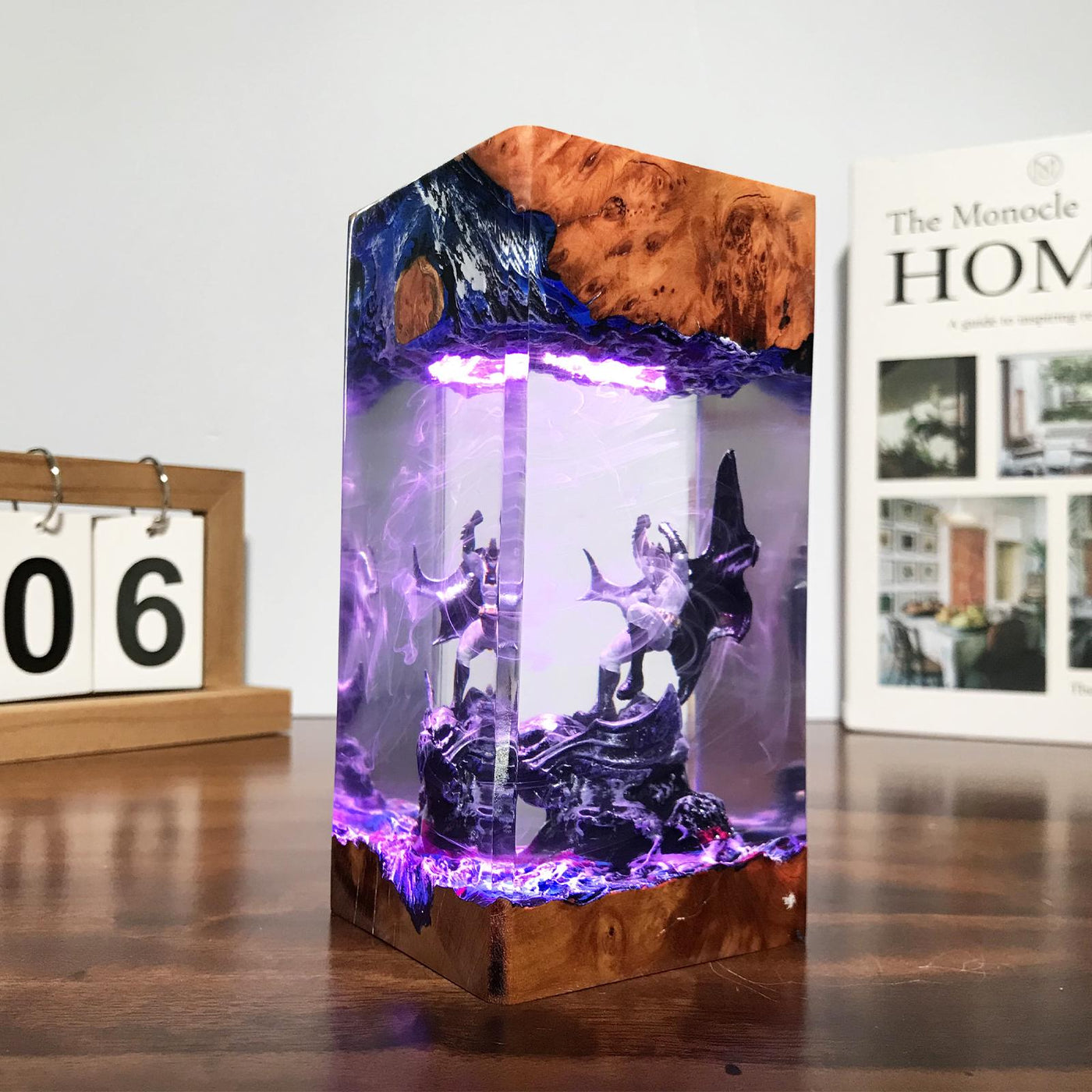 Batman Gotham Superhero DC Resin Lamp